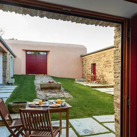 Casa de Campo Araucaria House