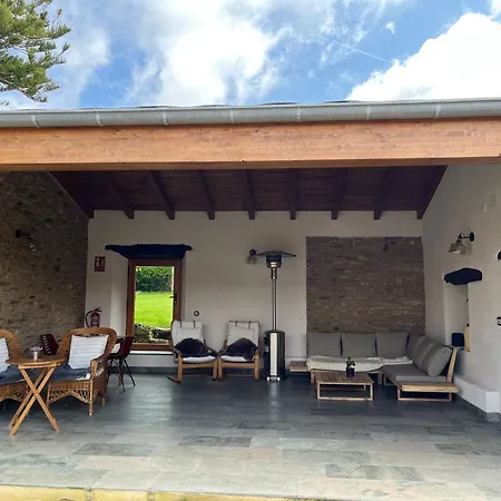 Araucaria House *